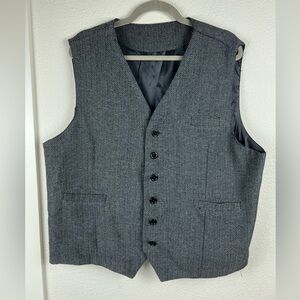 Men's Gray Herringbone Vest